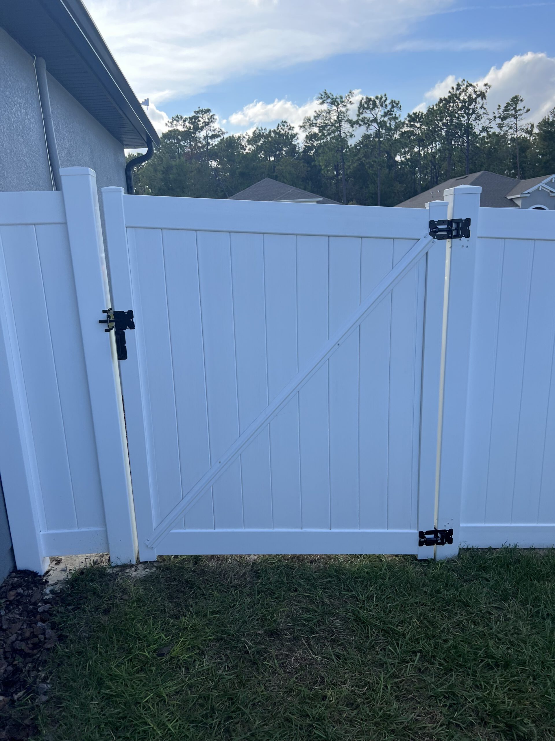 Fence install